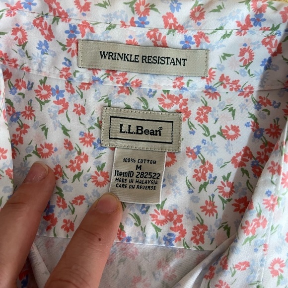 L. L. Bean wrinkle resistant button down 3/4 sleeves floral blouse women’s M - Picture 14 of 15